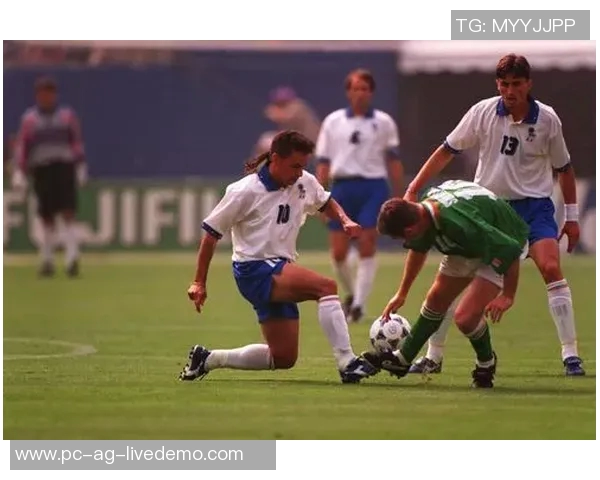 足球场上各位置的职责与战术解析助你更好理解比赛动态